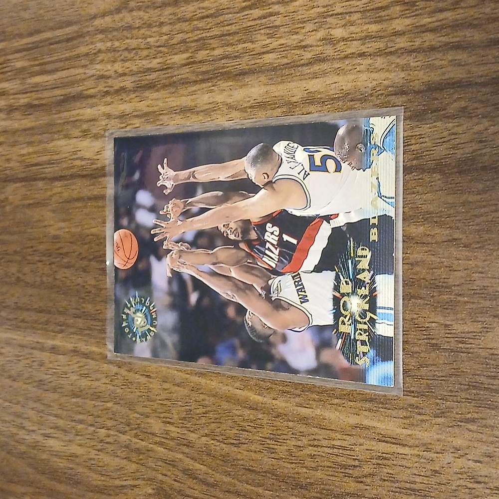 Rod Strickland blazers 2.5 in x 3.5 in red black white basketball card